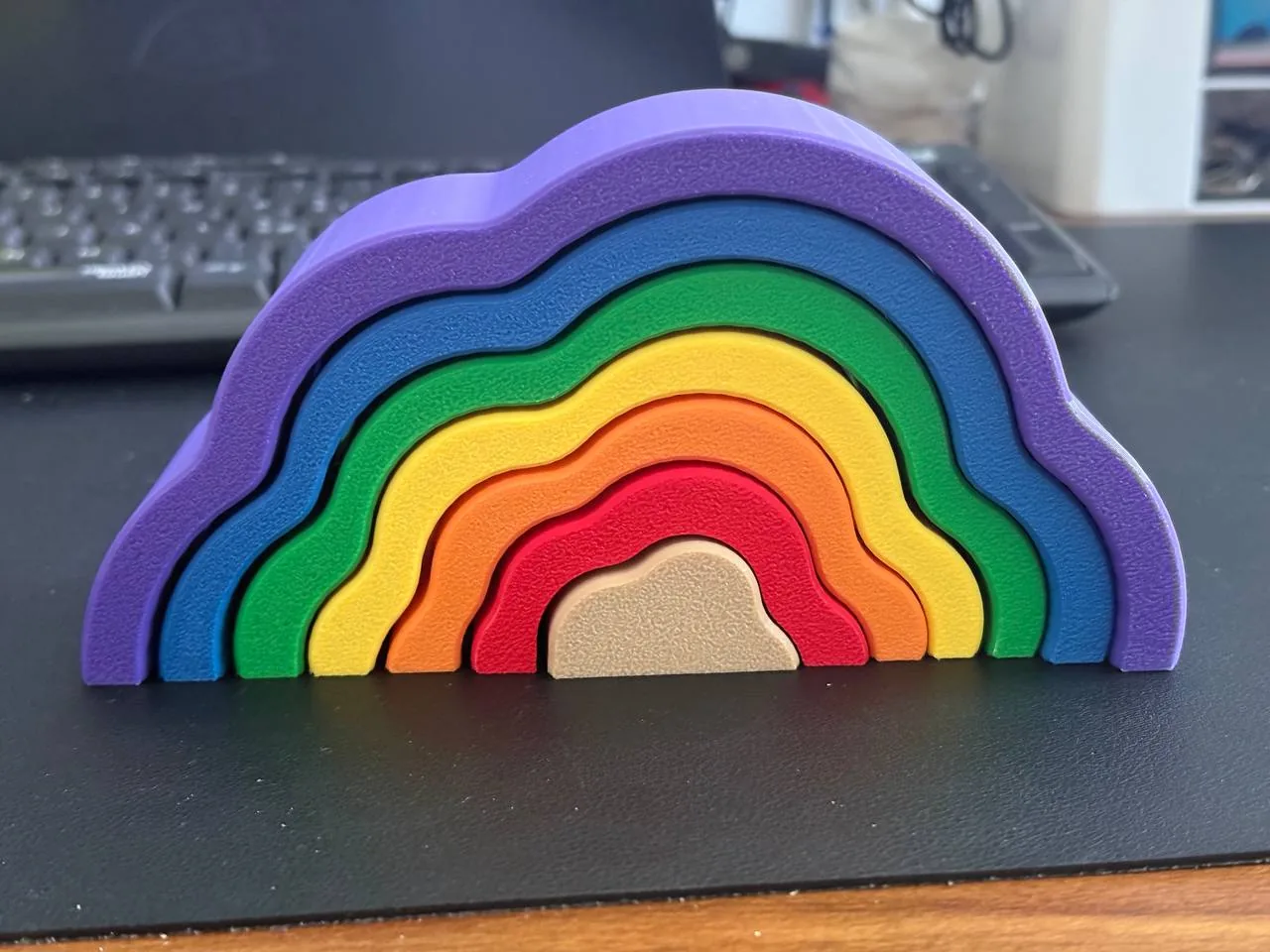 Arcoíris de nubes Montessori para apilar
