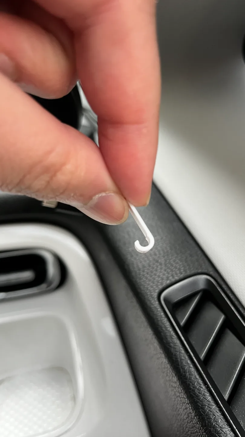 3D printed Dashboard Cable Clips, photo 4