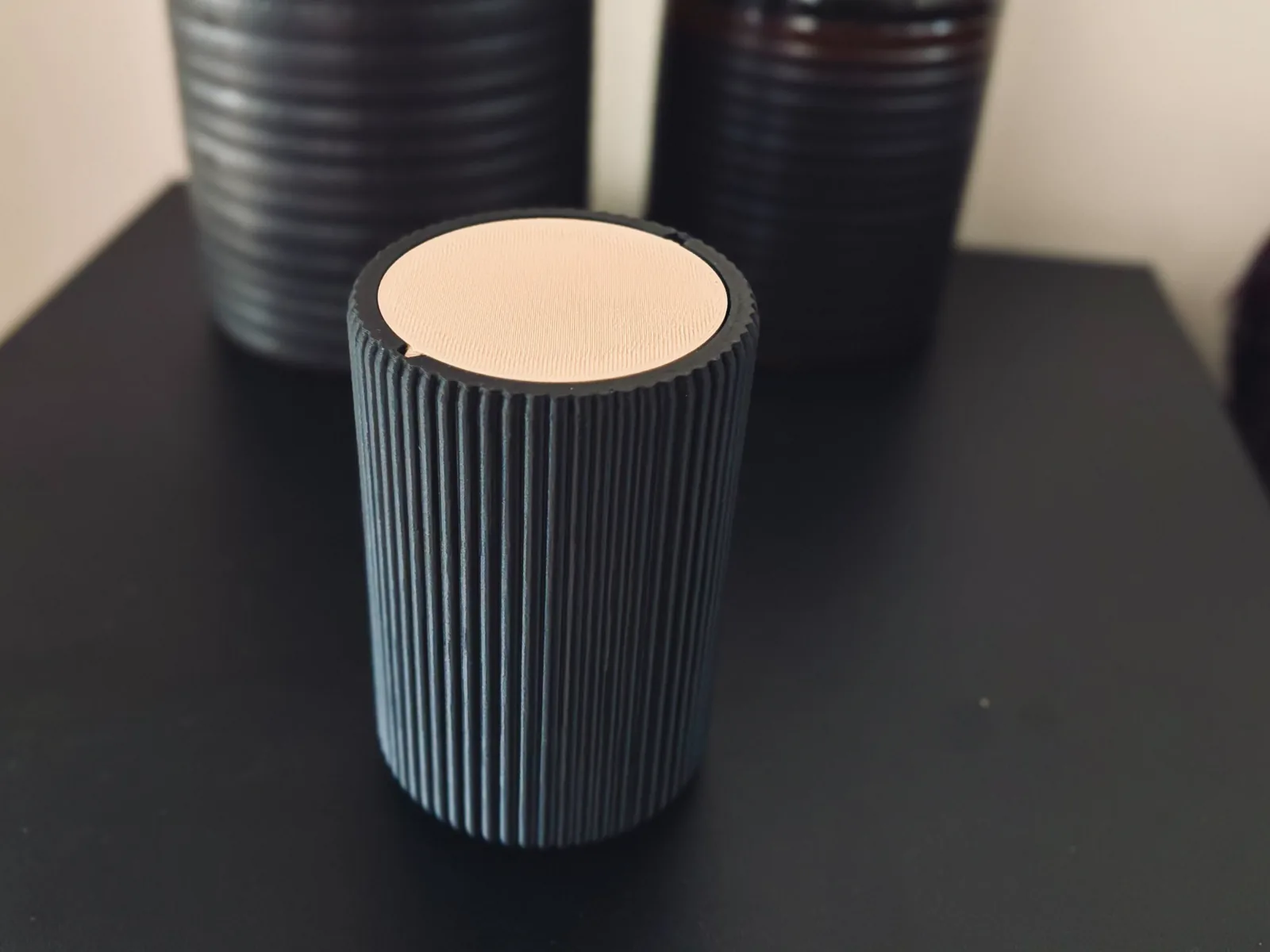 3D printed Mini Swing-Lid Trash Can, photo 3