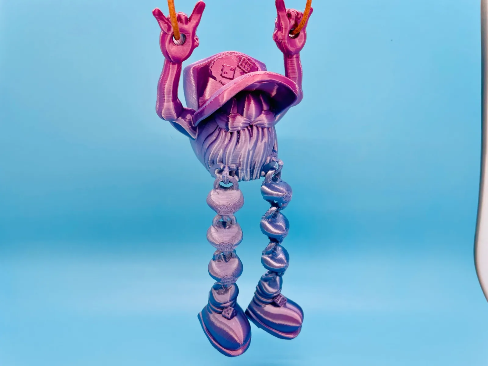 3D printed Rocker Gnome Mirror Hanger, photo 4