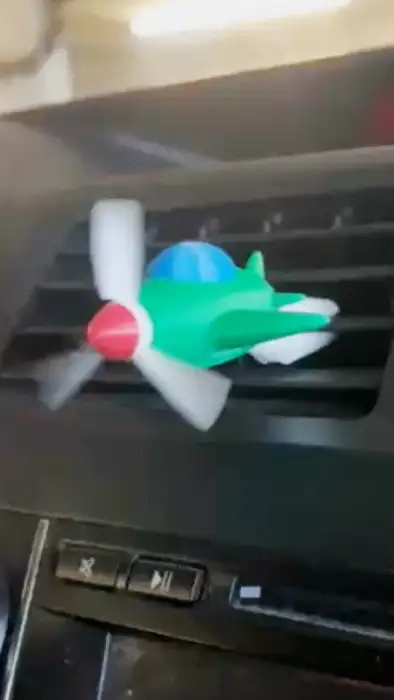 Ambientador avioncito con hélice