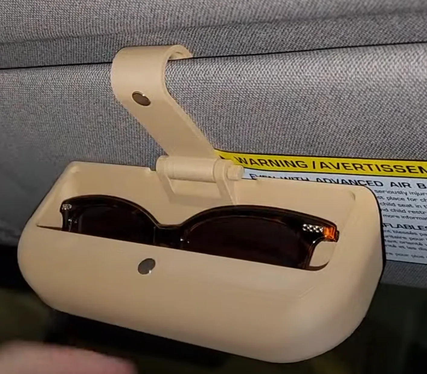 Estuche para gafas en la visera impreso en 3D, foto 3