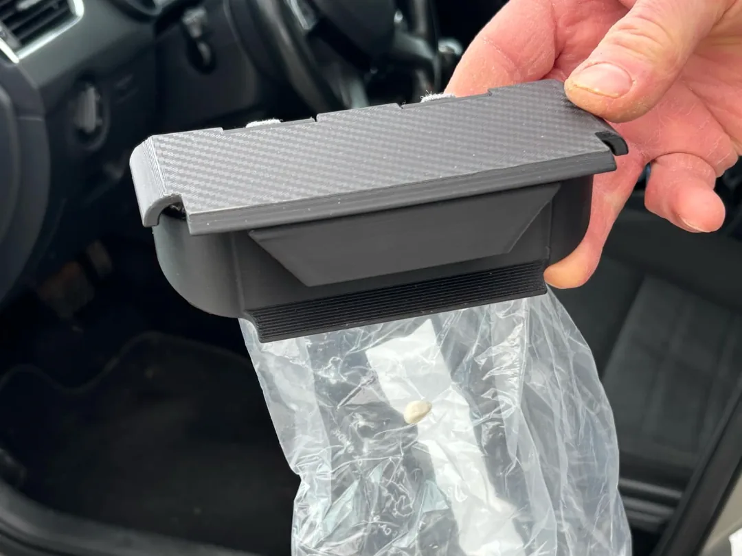 Porta bolsa de basura para la puerta impreso en 3D