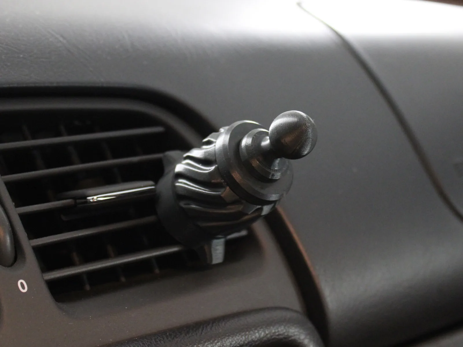 3D printed Ball Joint Vent Phone Holder, photo 3