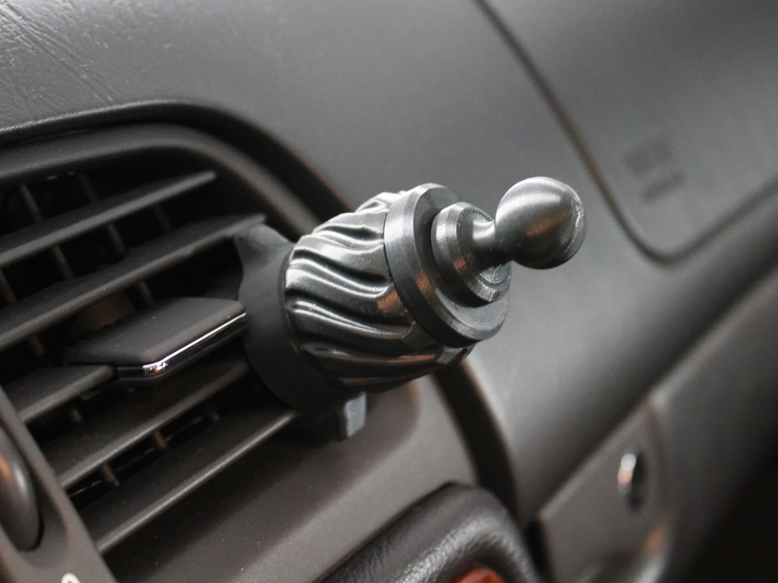 3D printed Ball Joint Vent Phone Holder, photo 4