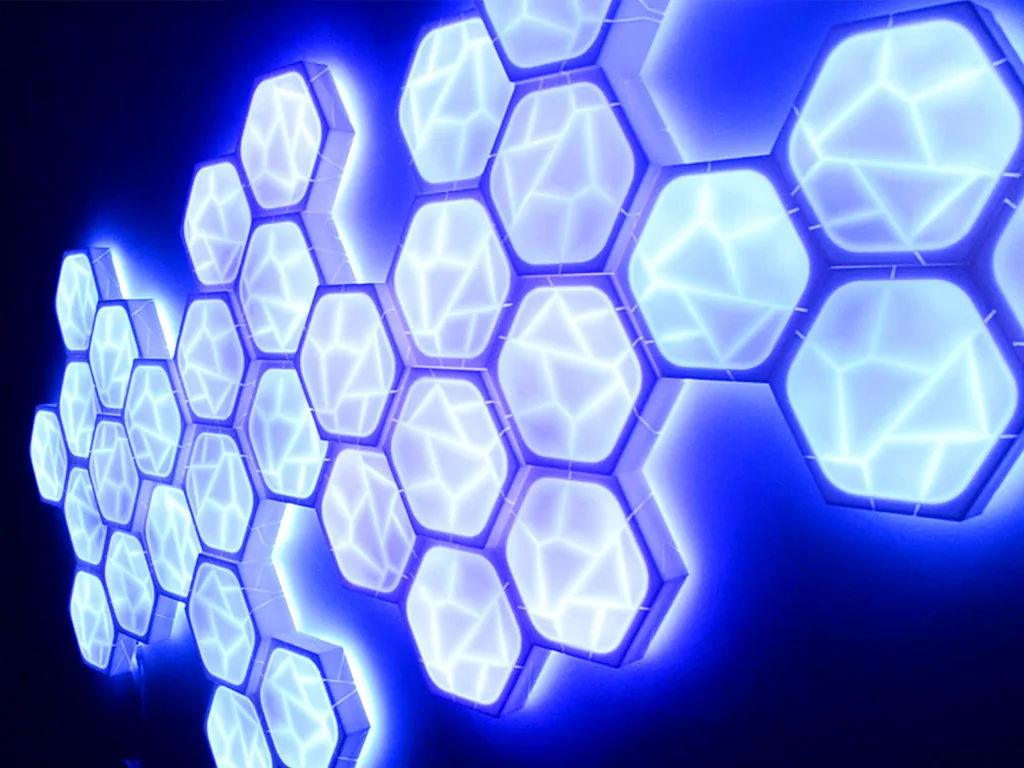 Painéis hexagonais de parede com luz LED impresso em 3D, foto 3