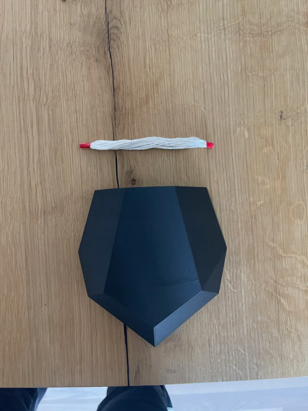 Vaso de parede para painéis ripados impresso em 3D, foto 4