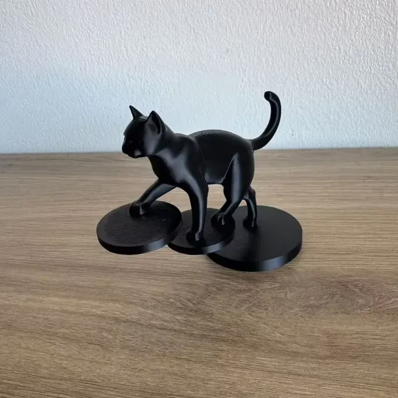 Escultura de gato en equilibrio impreso en 3D, foto 6