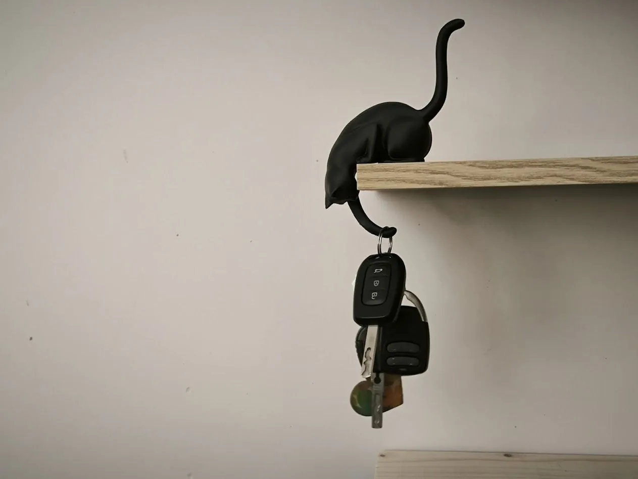 Gato con farol para repisa impreso en 3D, foto 3
