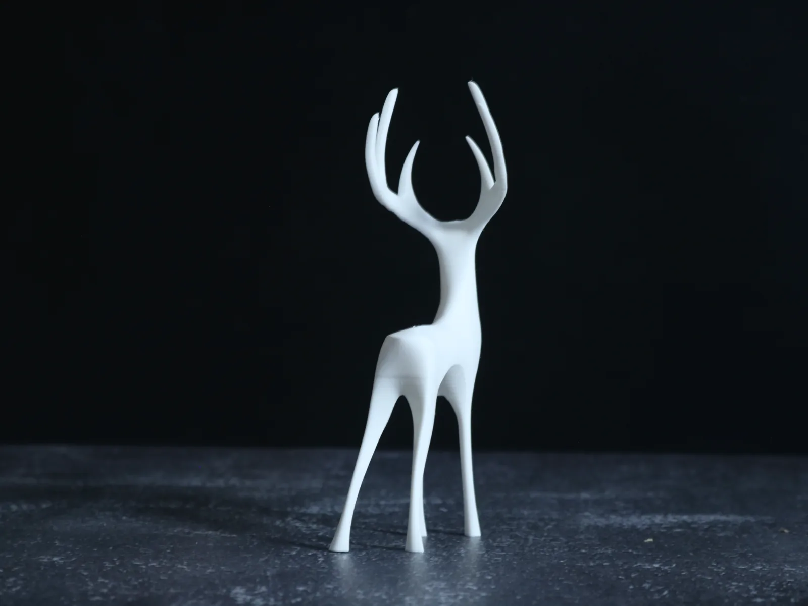 Escultura de venado minimalista impreso en 3D, foto 4