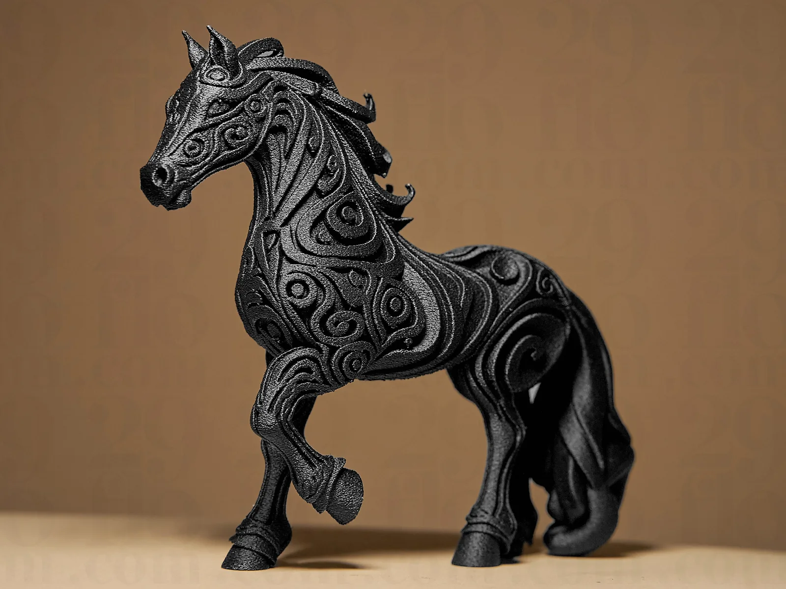 Escultura de caballo con relieves impreso en 3D, foto 4