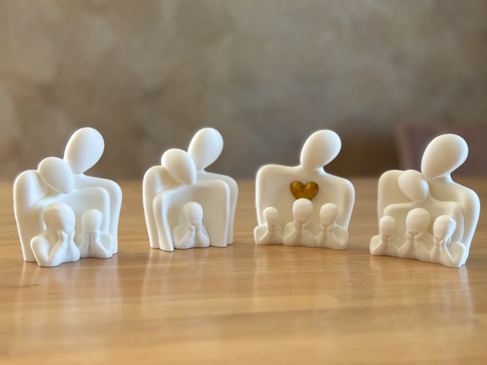 Escultura família com filhos impresso em 3D, foto 4