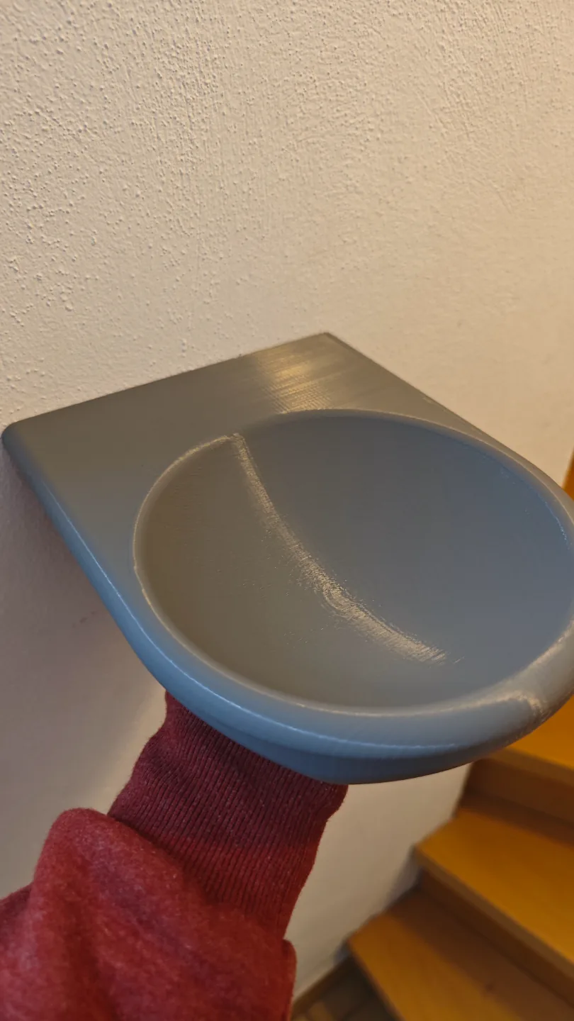 Soporte de pared para balón de voleibol o fútbol