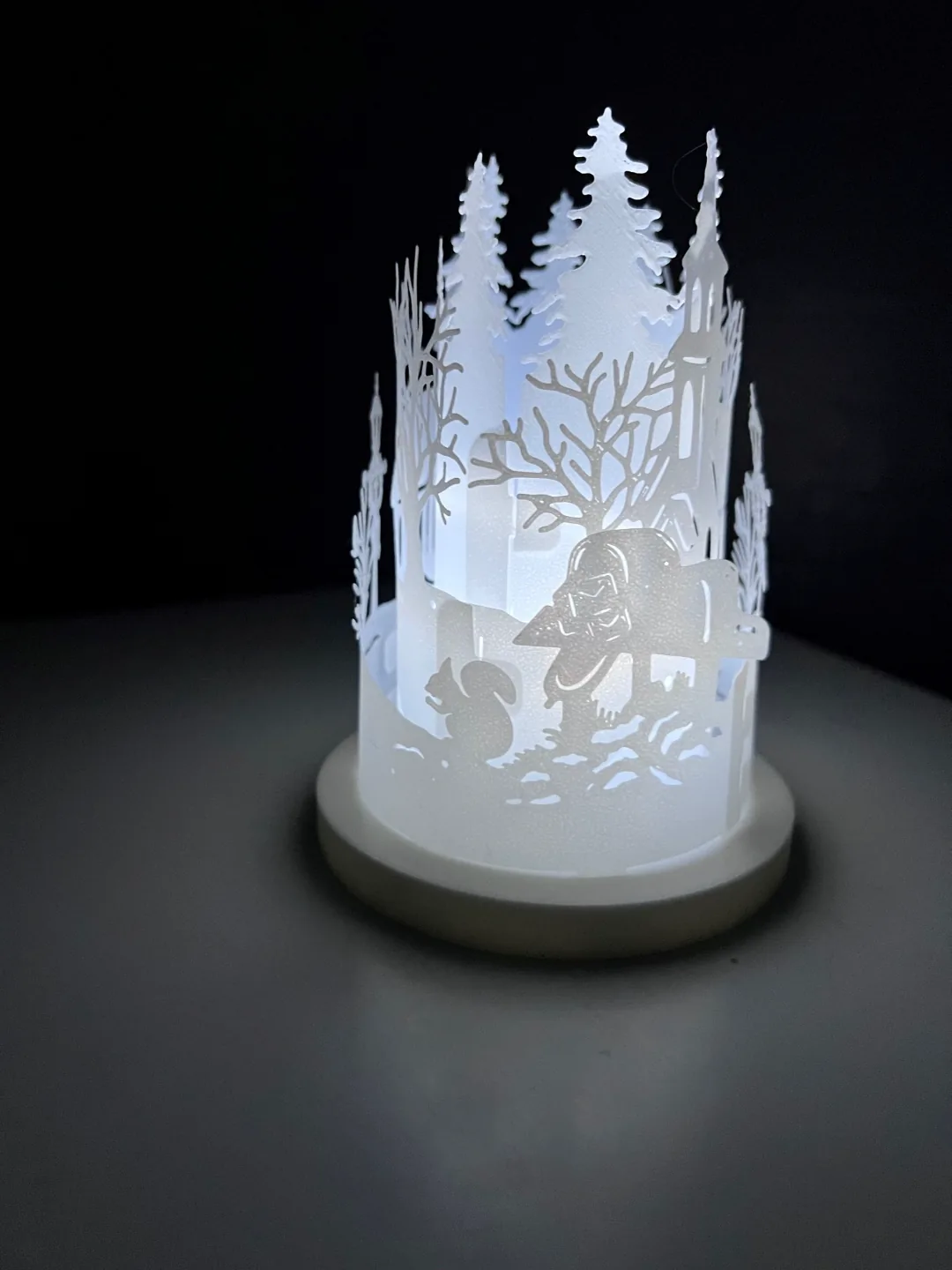 Round Christmas scene lantern