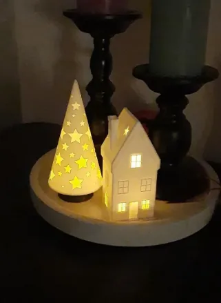3D printed Christmas Houses for LED Tealights (x2), photo 3
