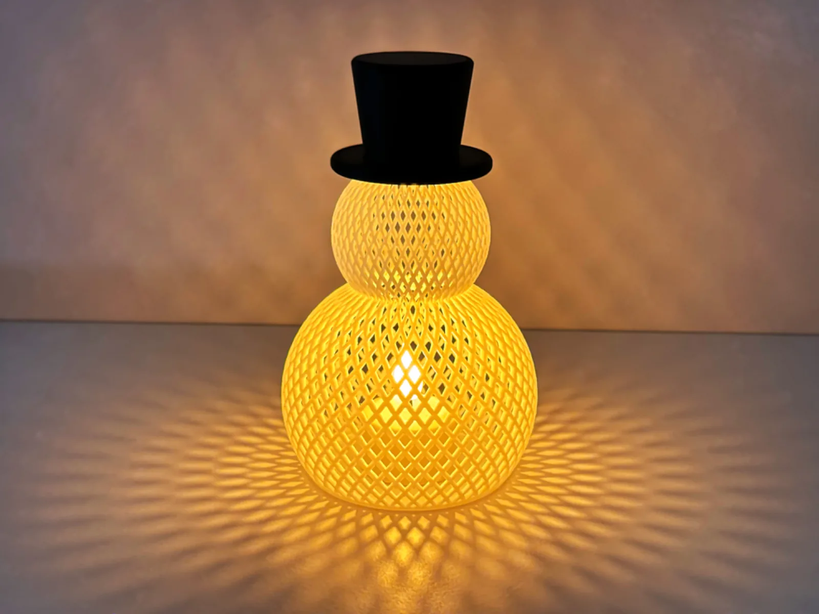 Boneco de neve vazado para vela LED