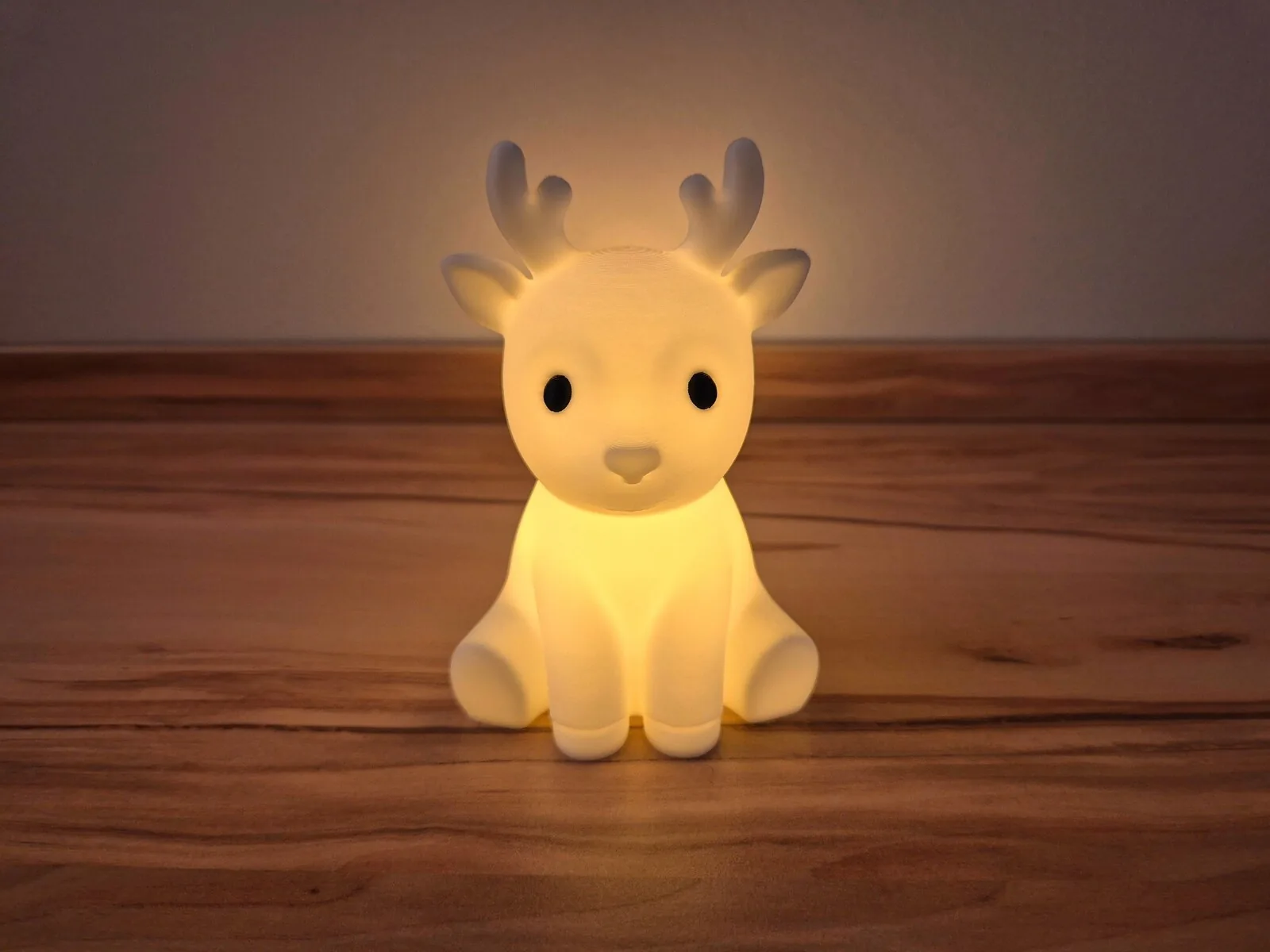 Glowing reindeer for LED tealight