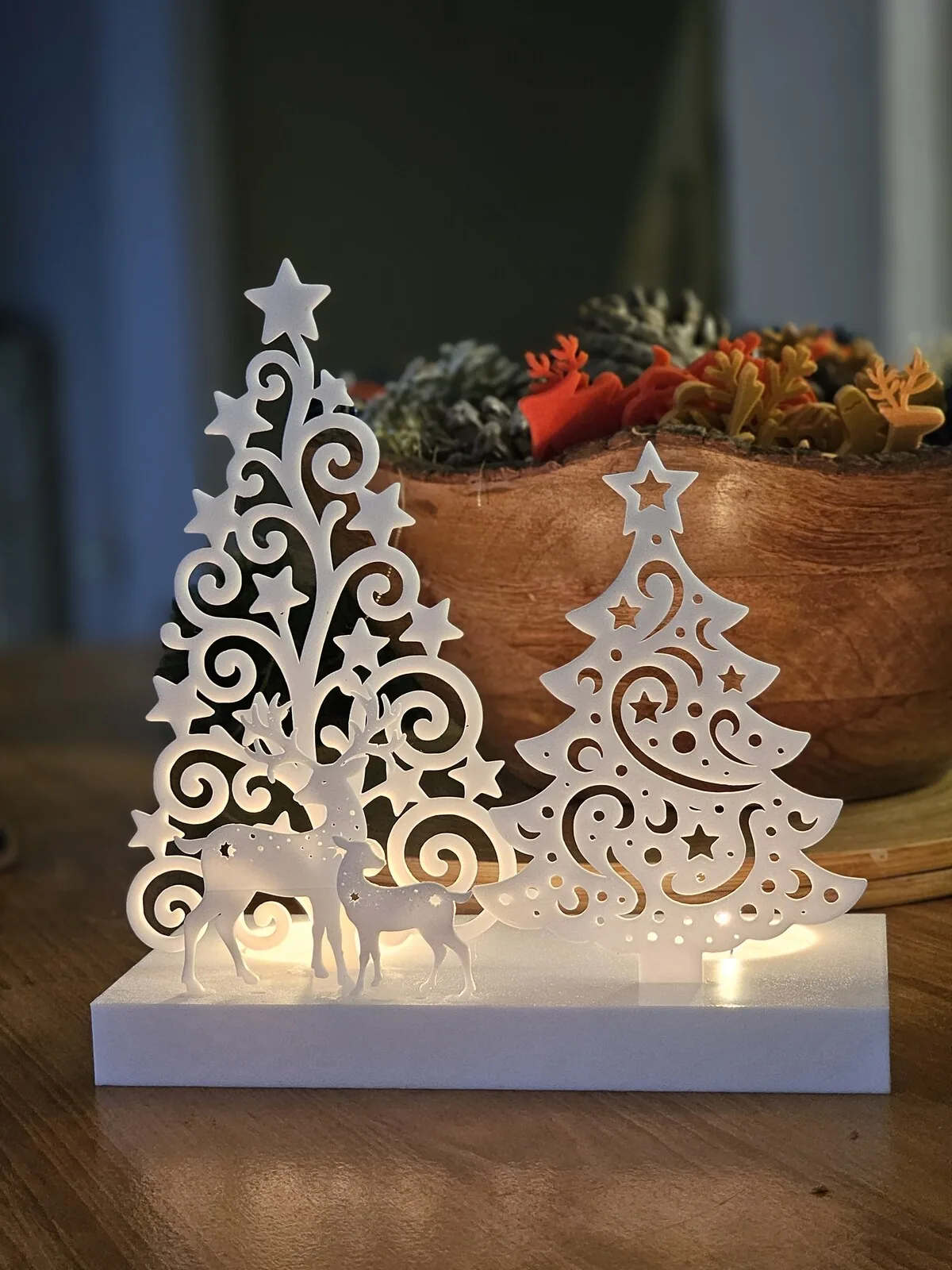 Silueta de bosque navideño con renos para vela LED impreso en 3D, foto 4
