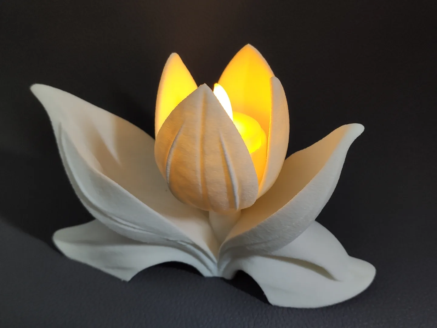 Tulip Tealight Holder