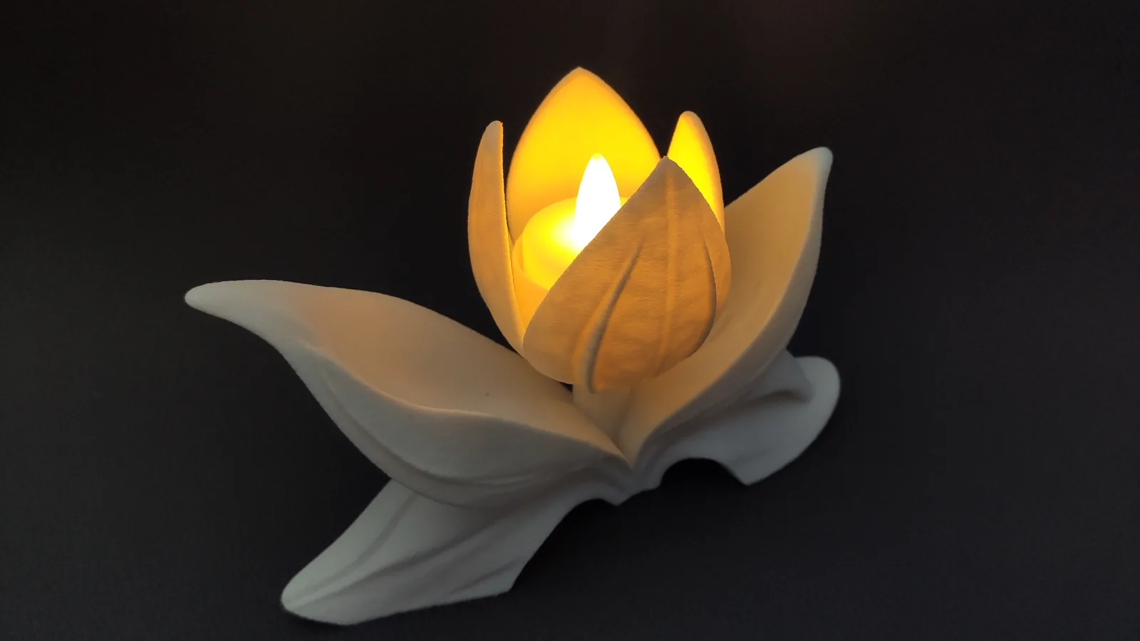 3D printed Tulip Tealight Holder, photo 3