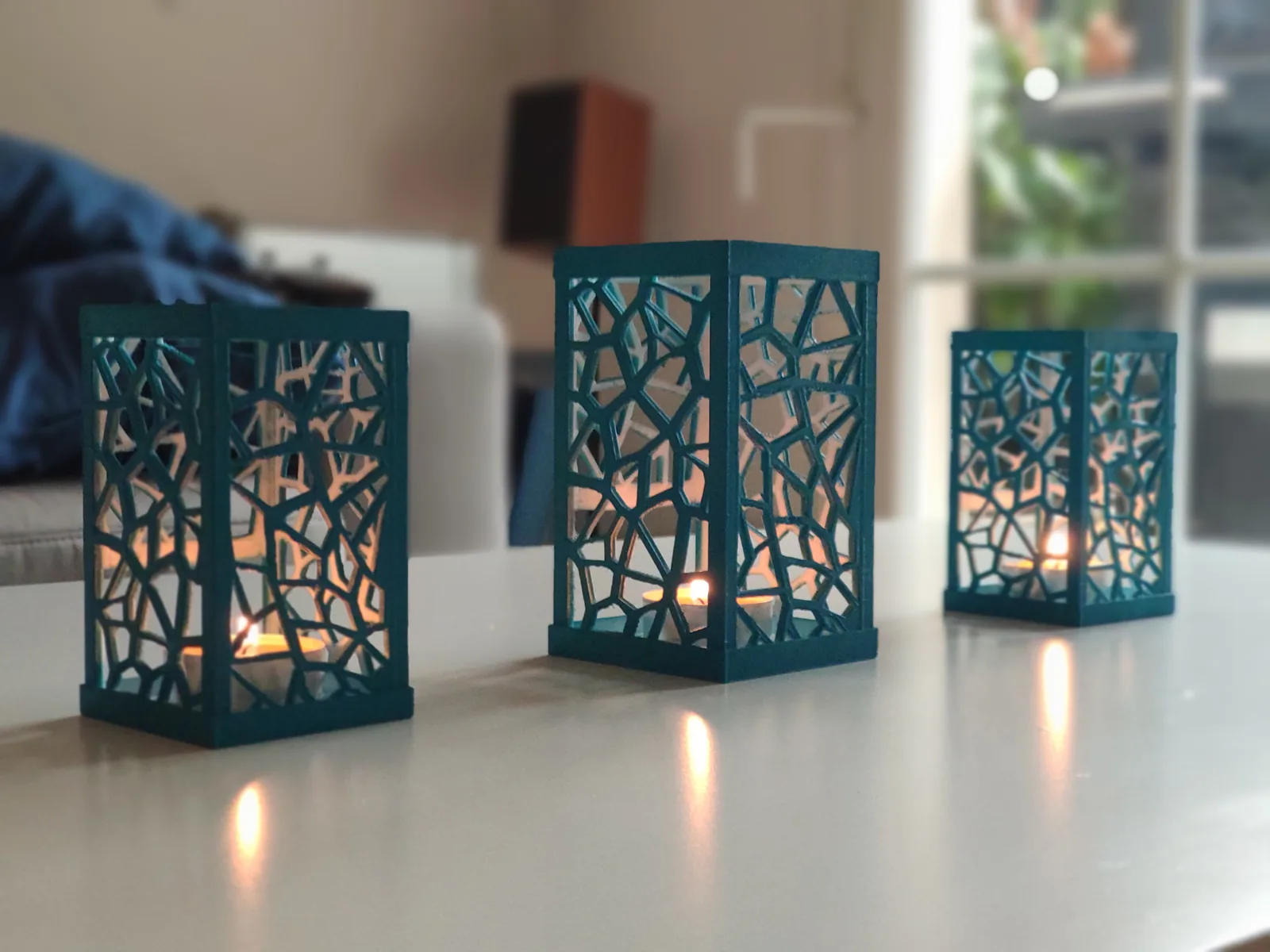 Voronoi Lantern