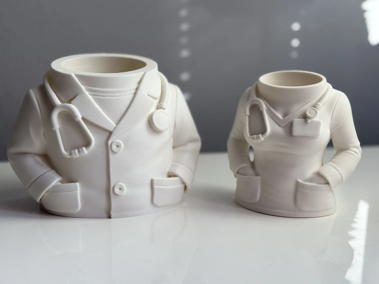 Porta-Lápis Jaleco de Médico impresso em 3D, foto 4