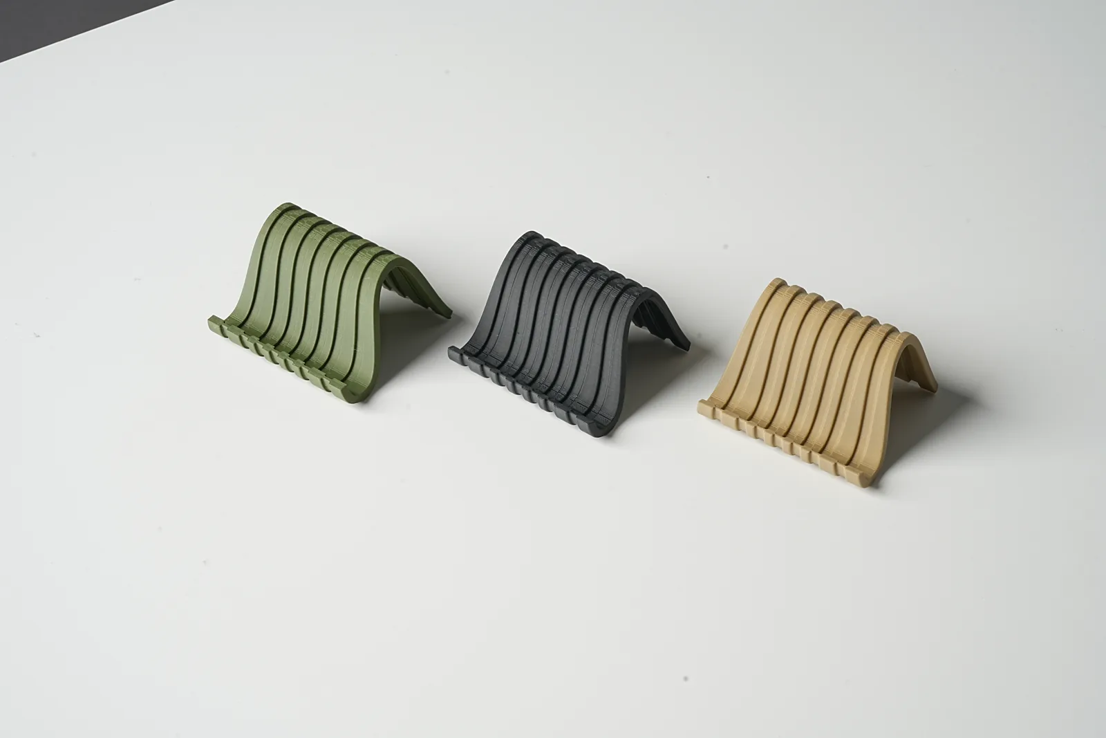 Suporte de celular minimalista impresso em 3D, foto 3