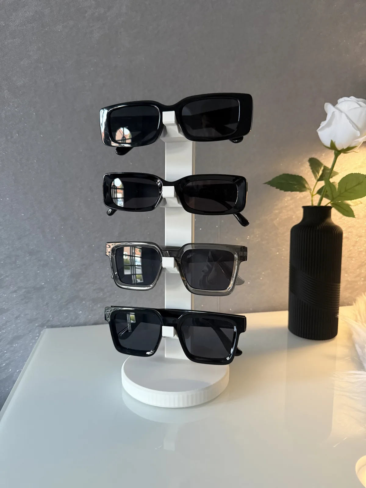 Exhibidor para 4 gafas impreso en 3D, foto 4
