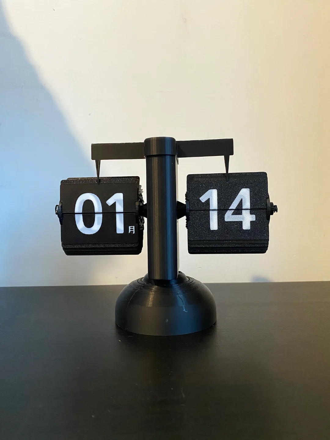 3D printed Perpetual Flip Calendar, photo 4