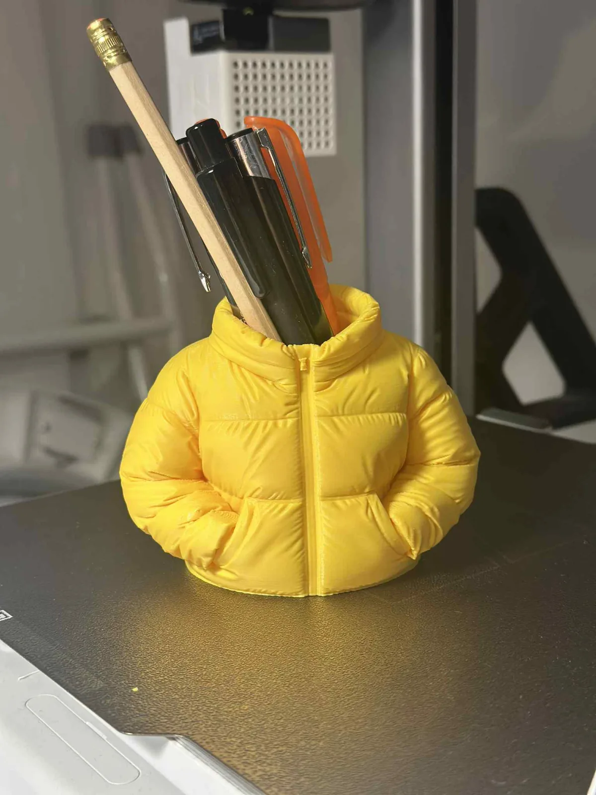 3D printed Puffer Jacket Pen Holder, photo 4