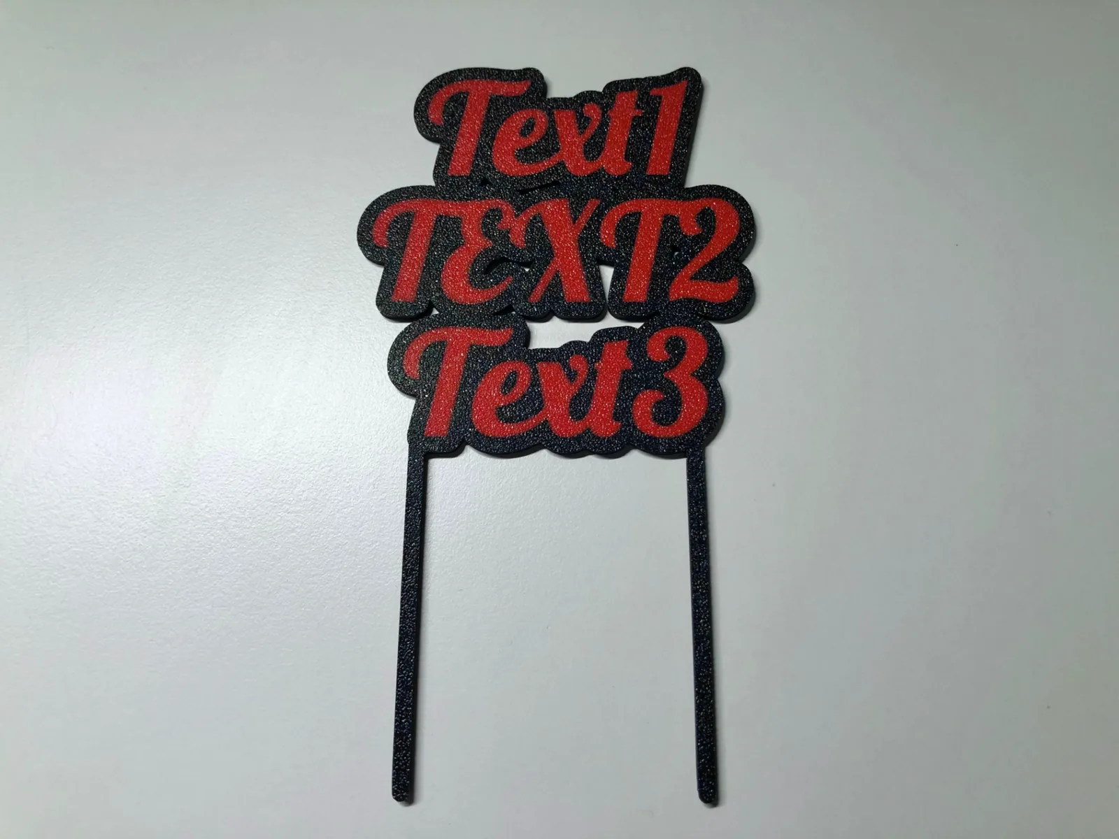 Topper personalizado de hasta tres líneas impreso en 3D, foto 3