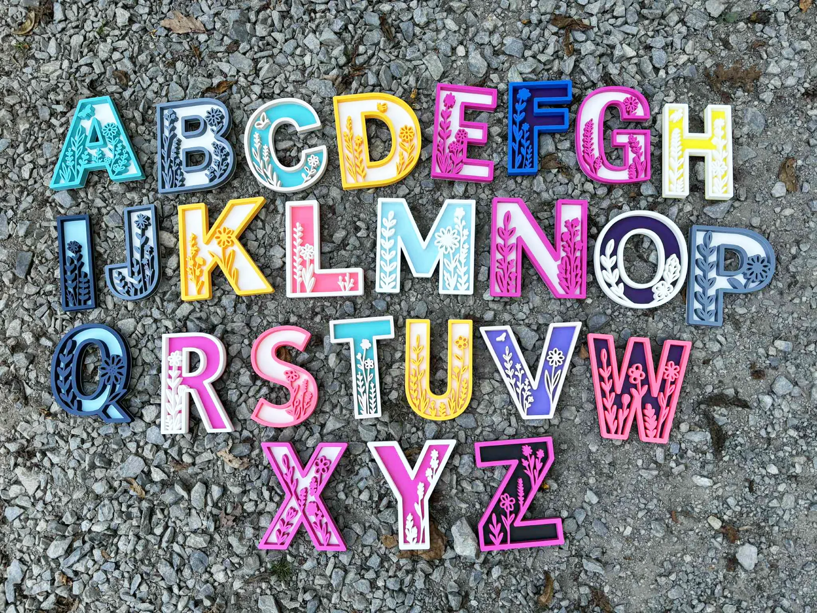 Letras decorativas con flores impreso en 3D, foto 4