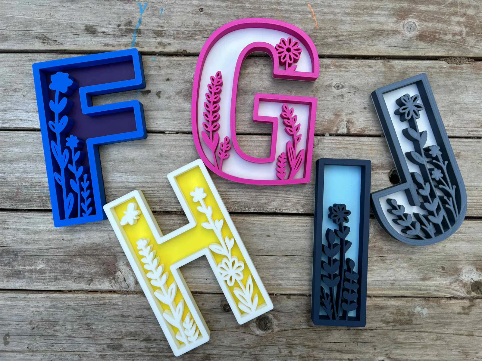 Letras decorativas con flores impreso en 3D, foto 5