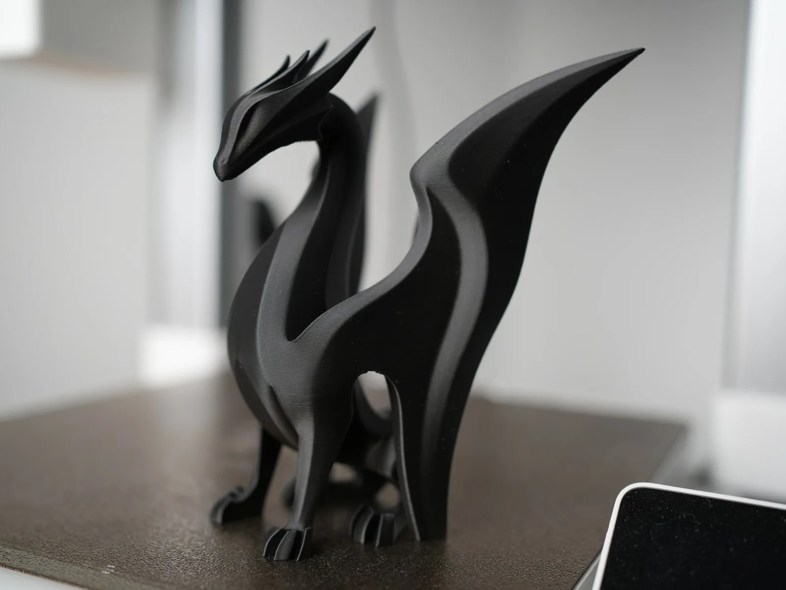 Dragón minimalista impreso en 3D, foto 5