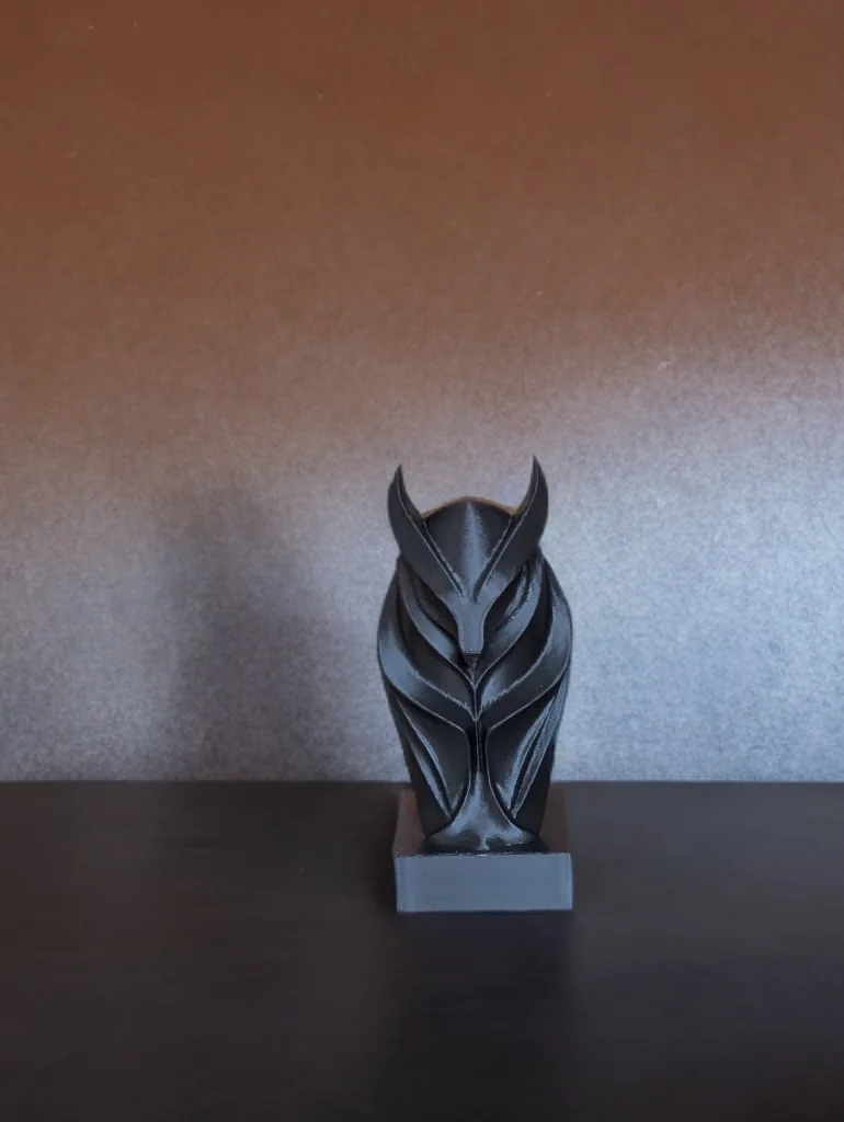 Búho lunar escultura impreso en 3D, foto 3