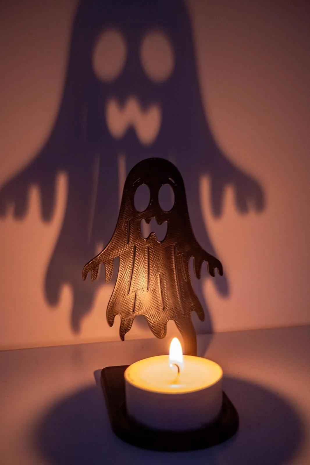 Portavelas fantasma de sombra impreso en 3D, foto 3