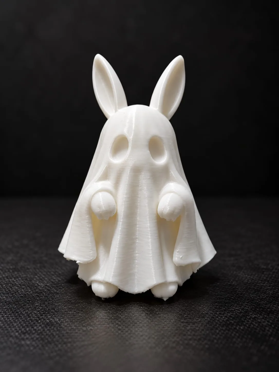 Conejo fantasma con patitas impreso en 3D, foto 4