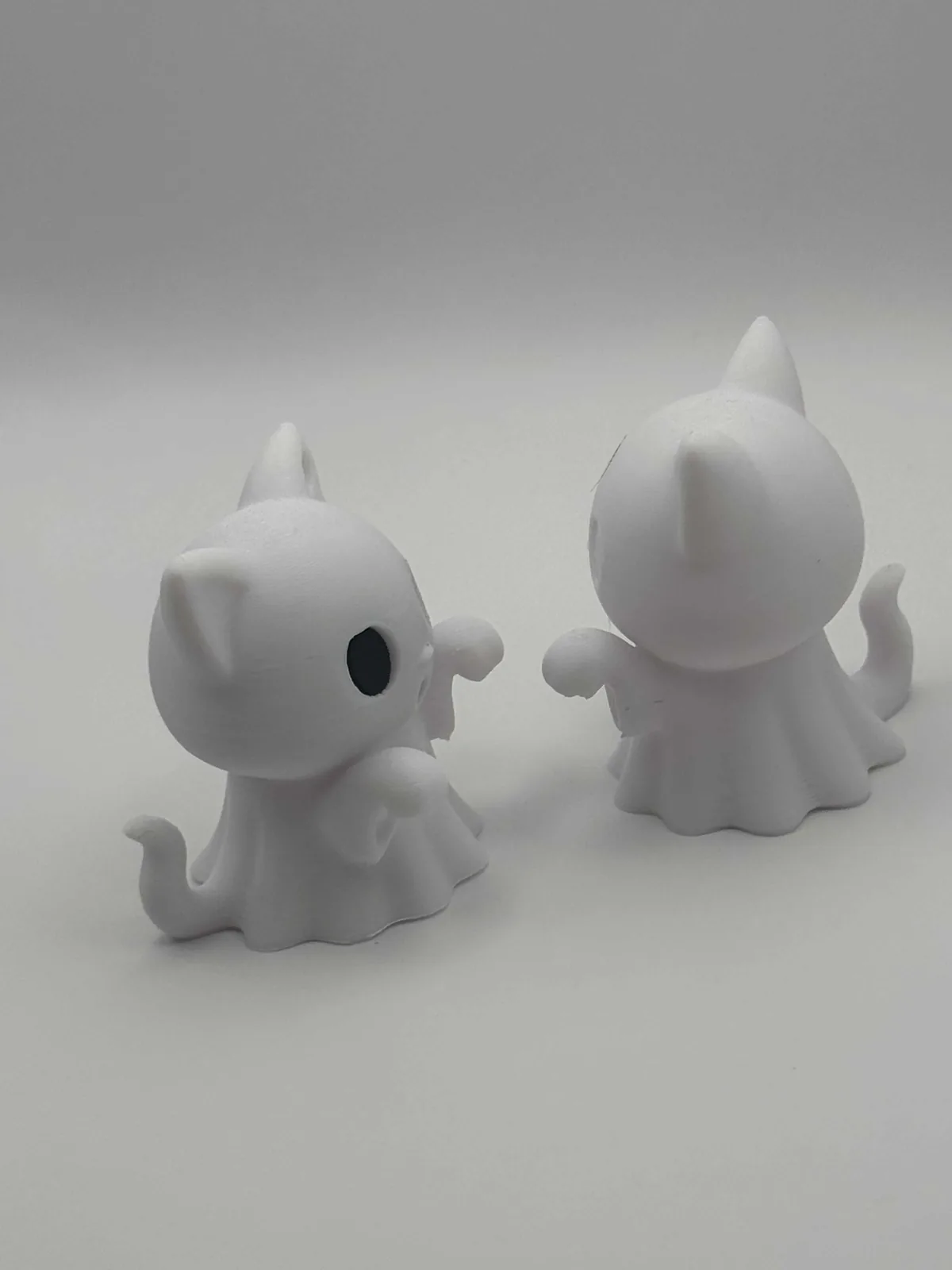 Gatito chibi fantasma impreso en 3D, foto 6