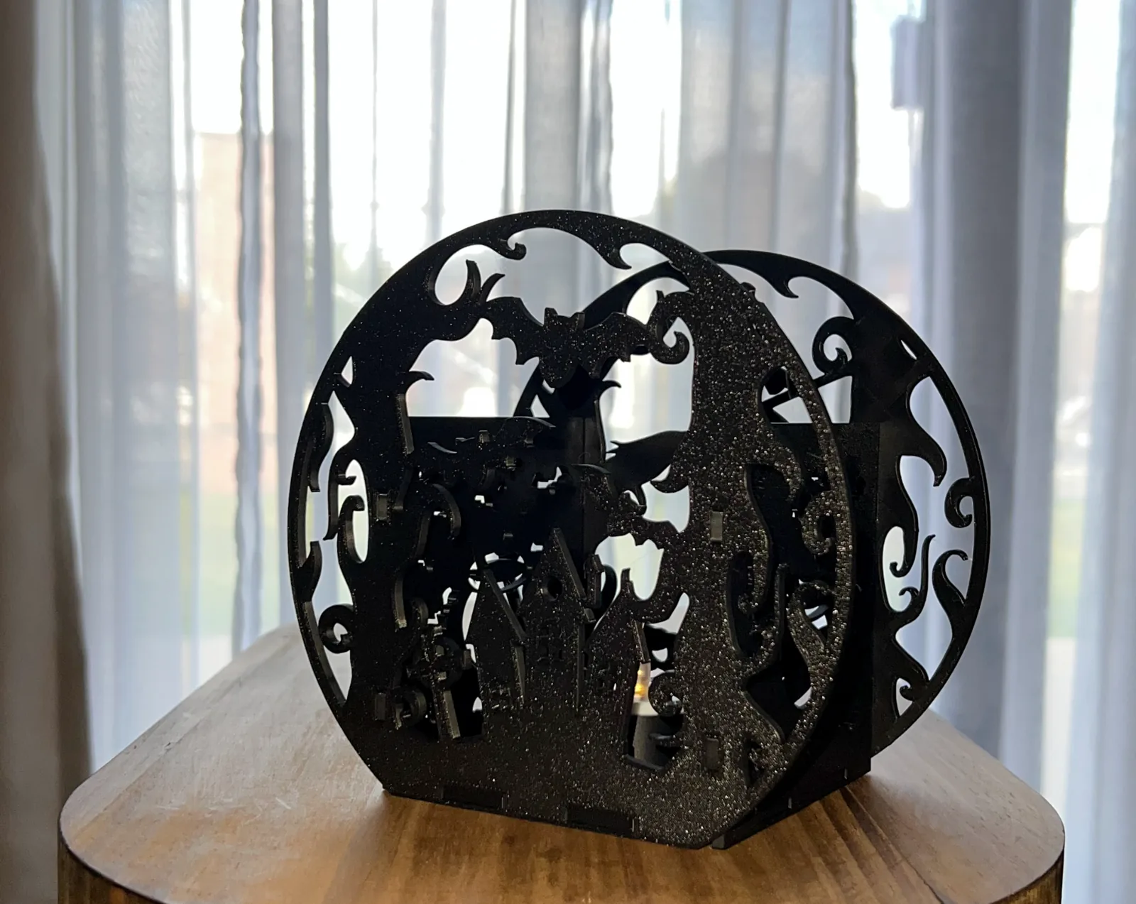 Porta-vela de silhuetas de Halloween