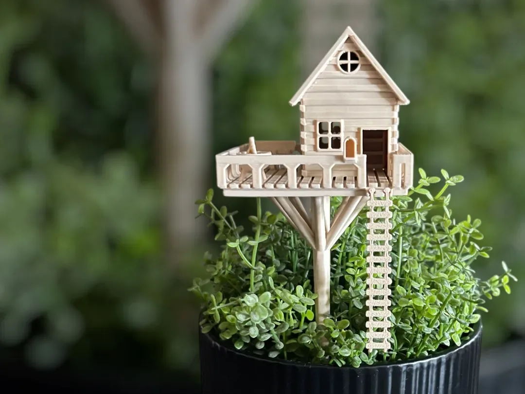 Casita del árbol mini para matera
