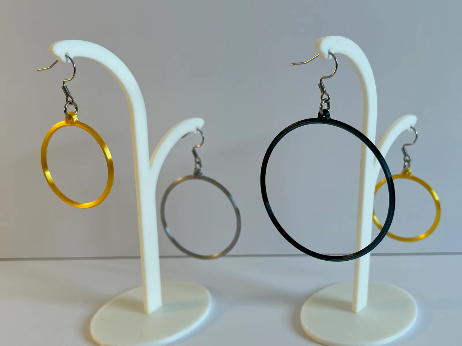 Aretes de argolla en 3 tamaños