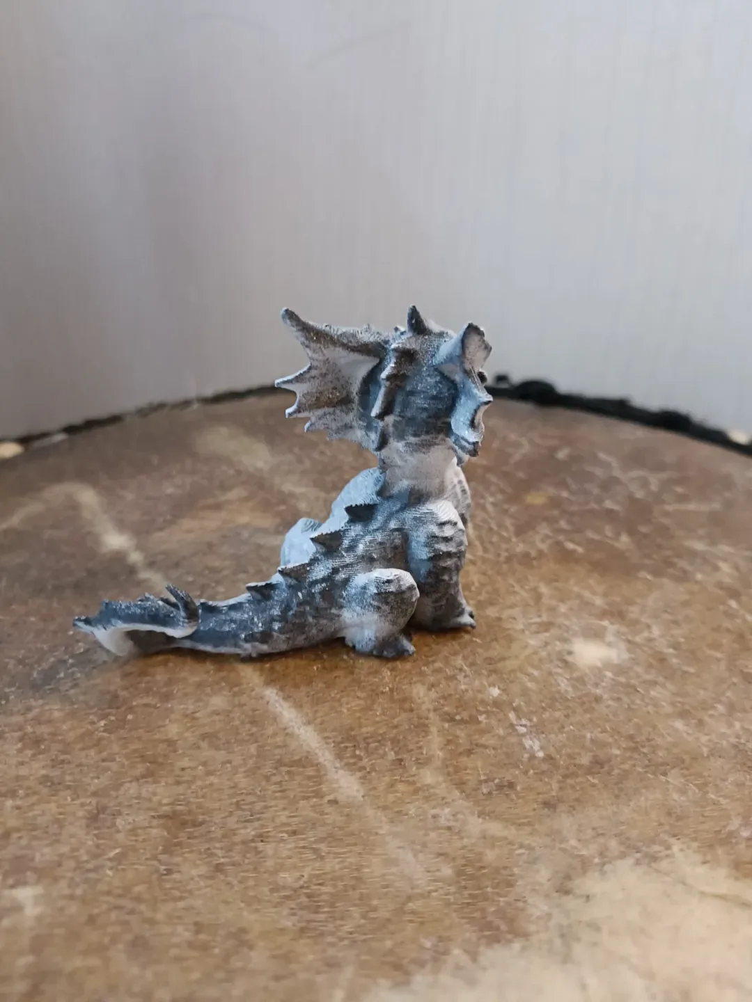 Miniatura de dragón bebé impreso en 3D, foto 5