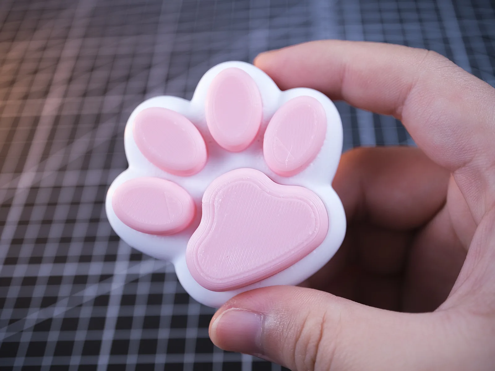 Huella de gato clicker impreso en 3D