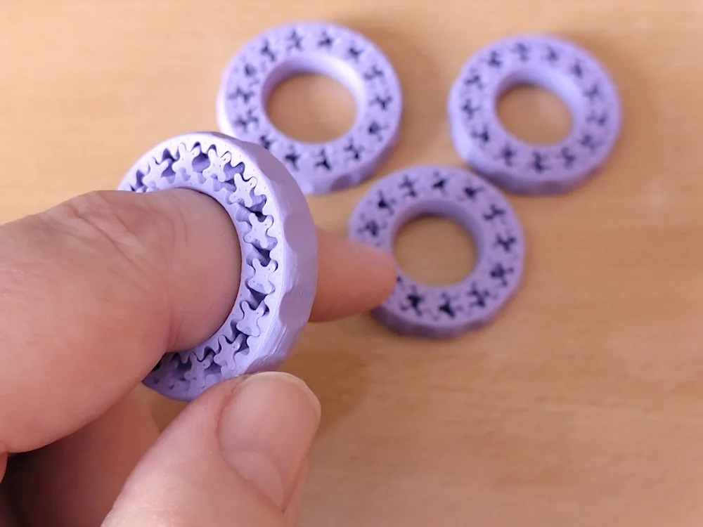 Anillo de engranajes fidget impreso en 3D