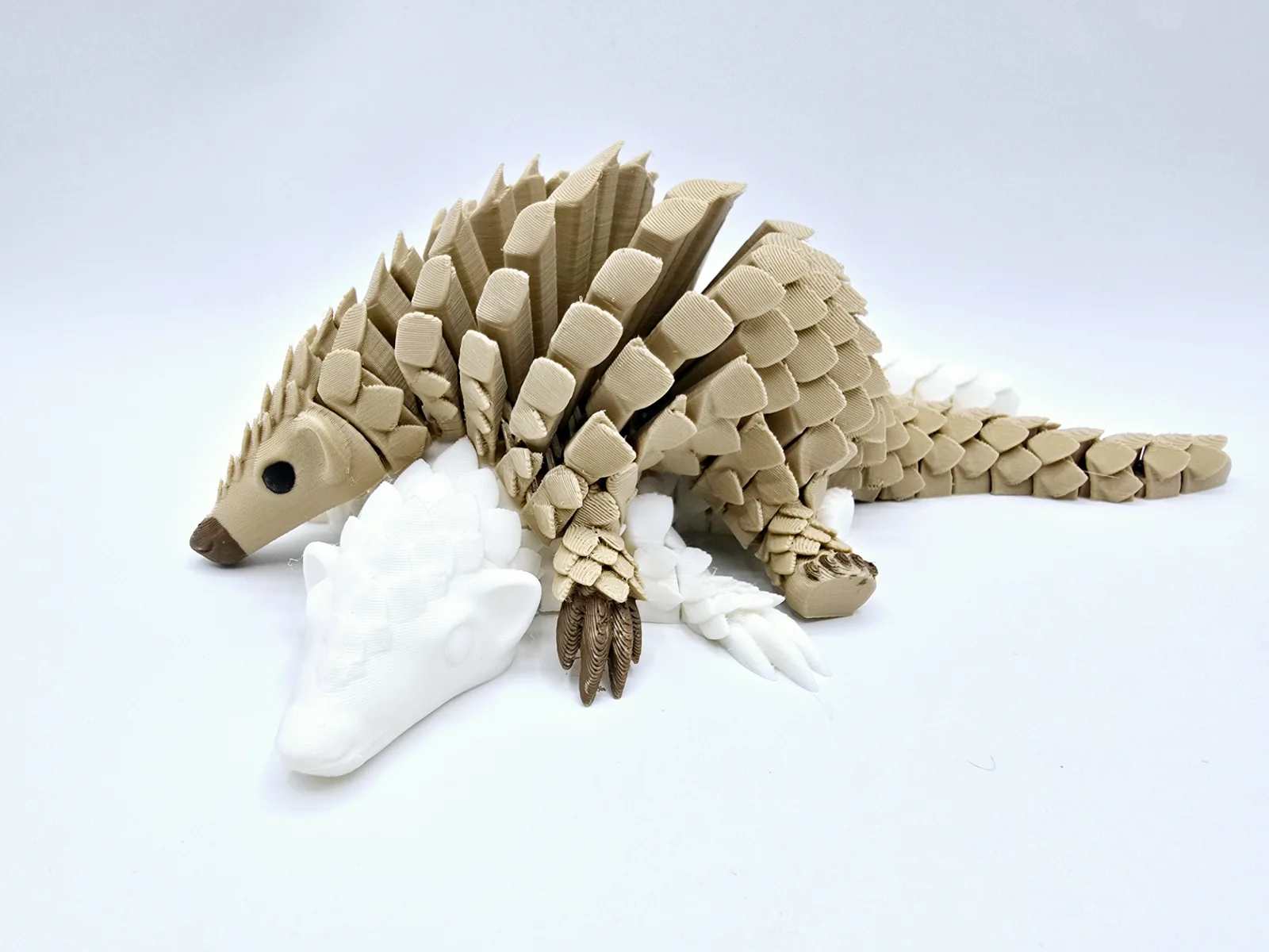 Pangolín articulado impreso en 3D, foto 3
