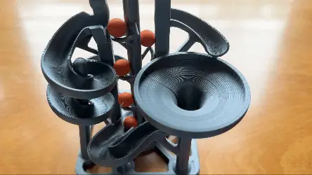 Pista de canicas con manivela impreso en 3D, foto 6
