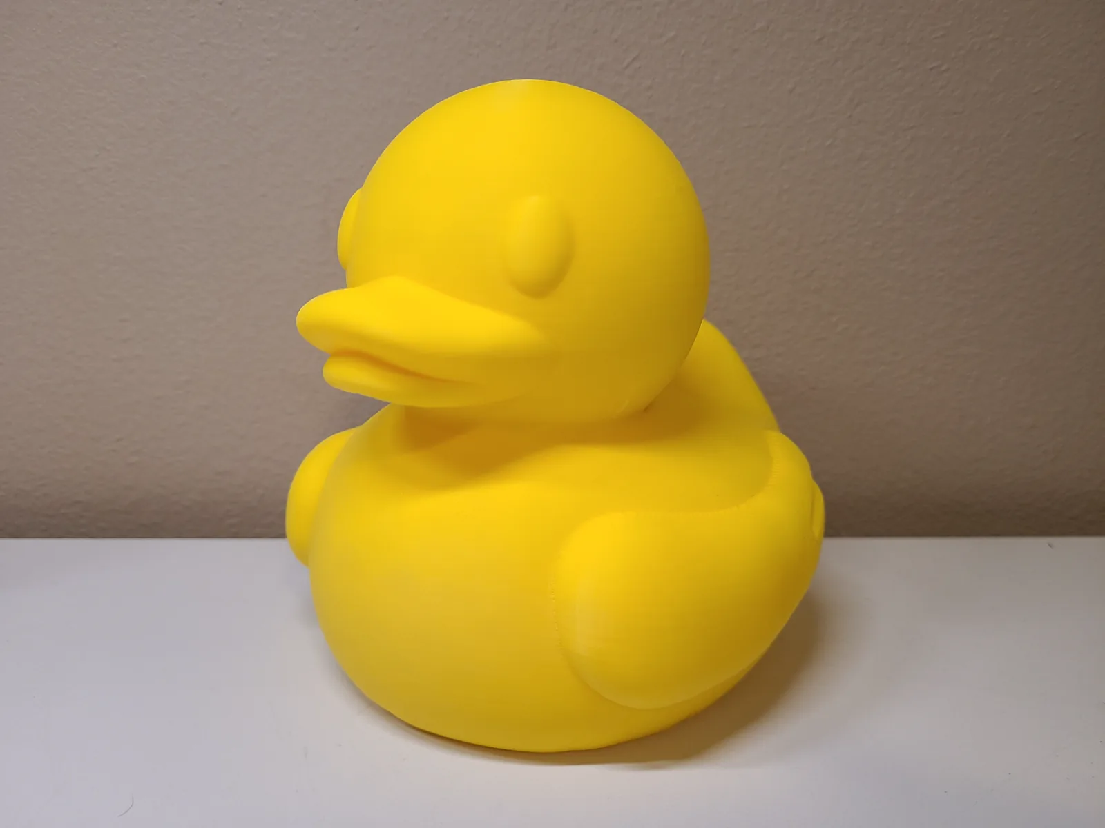 Patico de hule mini impreso en 3D