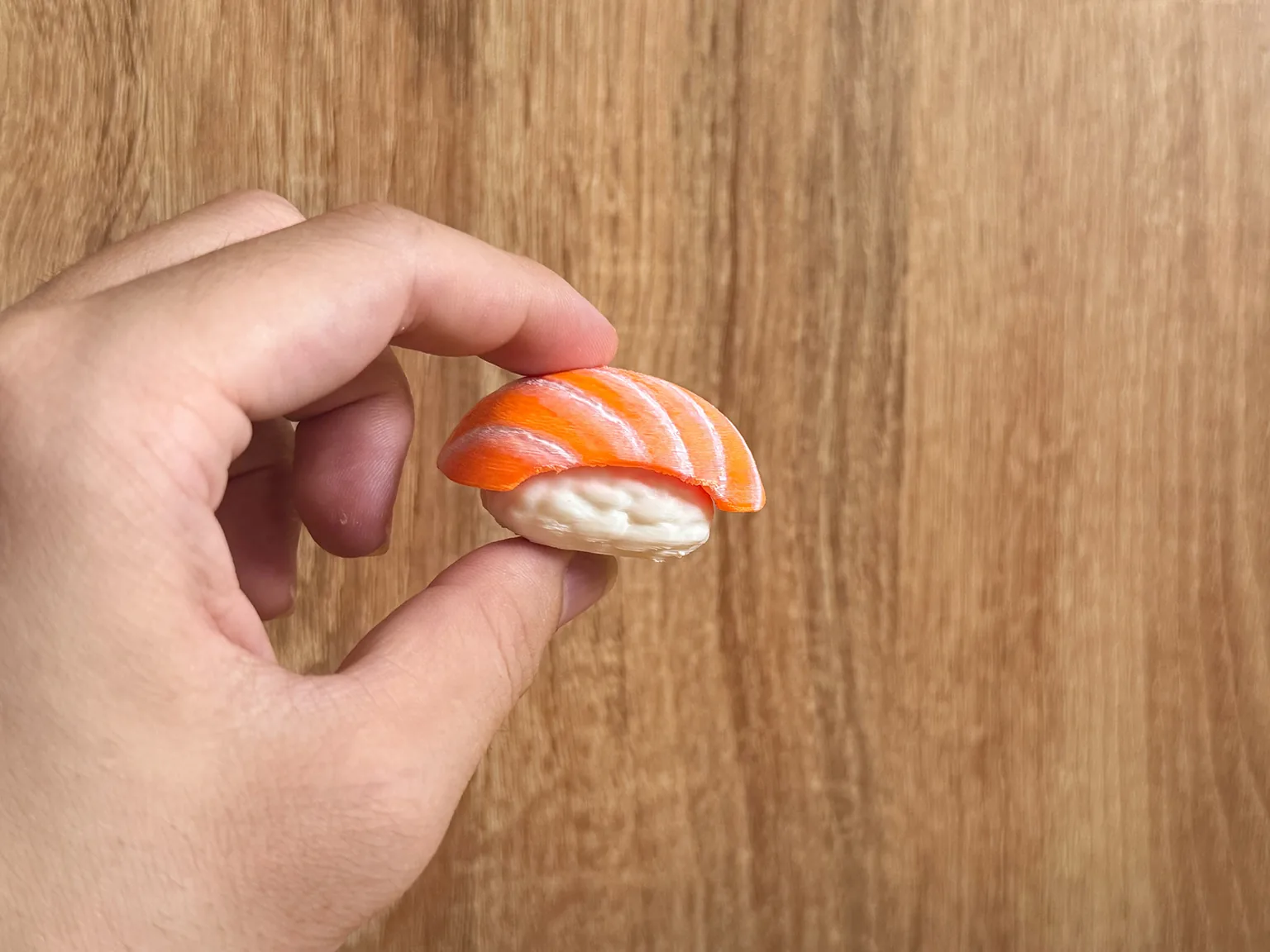 Llavero clicker sushi