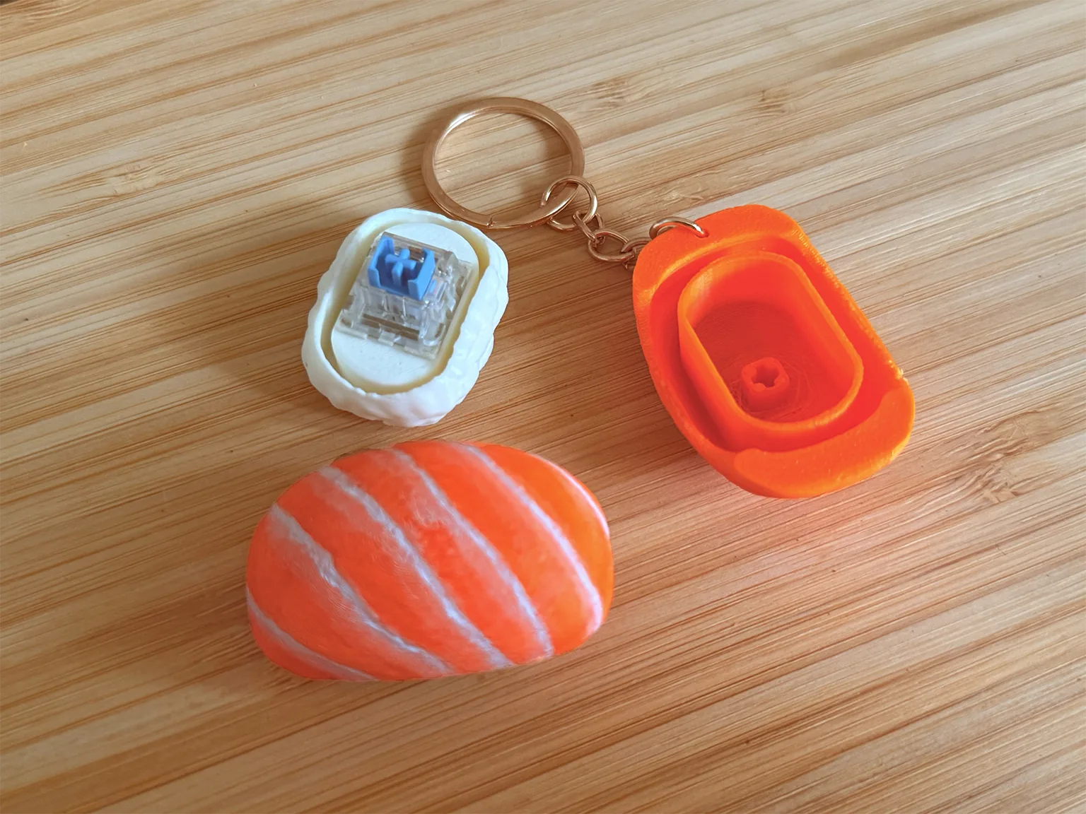 Chaveiro clicker sushi impresso em 3D, foto 3