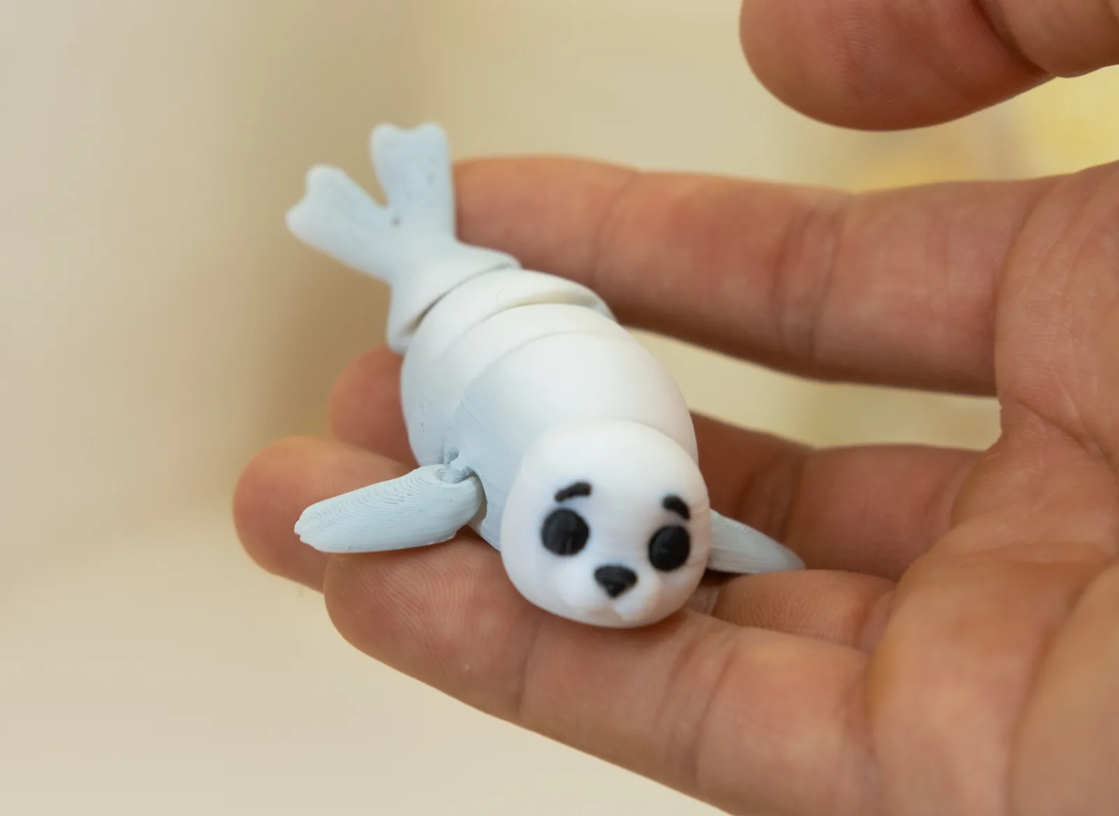 Llavero foca articulada impreso en 3D, foto 3